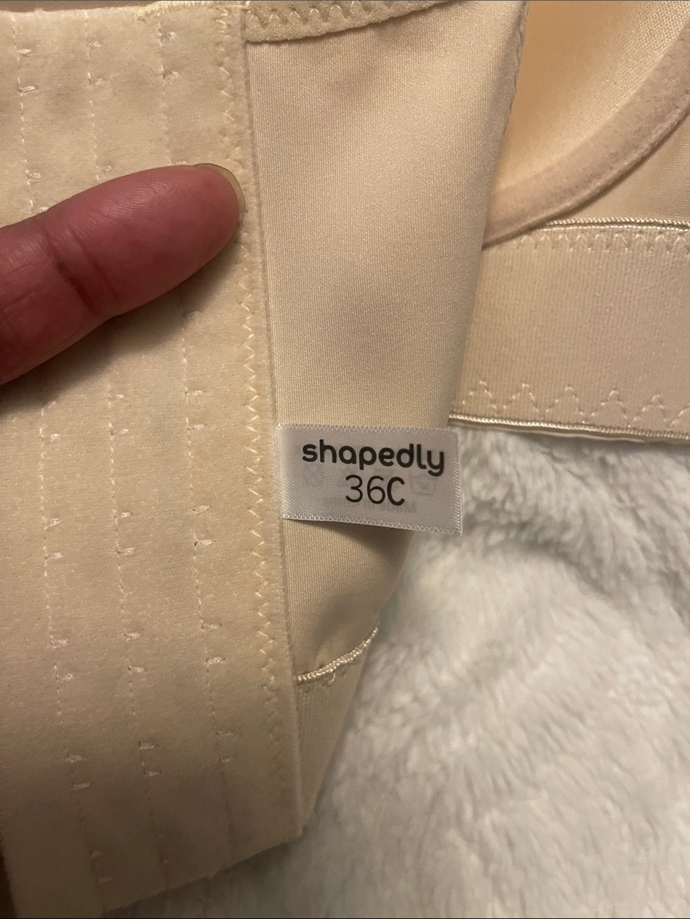 Everyday Smooth Nude Support Bra with Wide Band - Picture 2 of 9